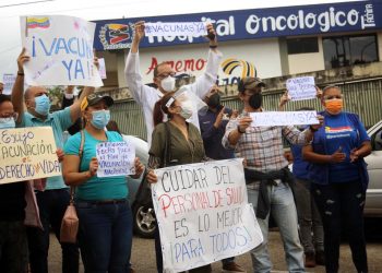 “Ninguno de los pacientes oncológicos hemos sido vacunados”