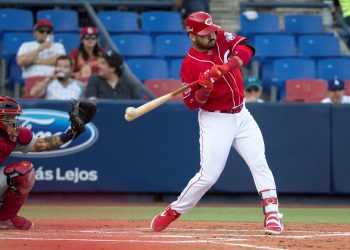 El venezolano Eugenio Suárez castiga con jonrón a los Cachorros