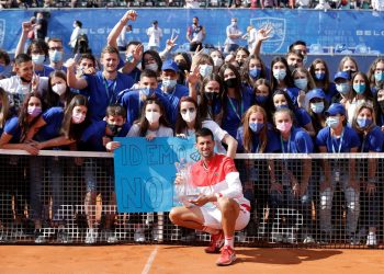 Djokovic levanta en casa su título ATP número 83