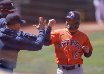 8-4. El boricua Maldonado encabeza el triunfo de los Astros, nuevos líderes