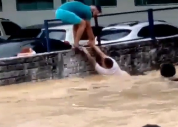 Desaparecidos venezolanos tras desborde de río Manaos