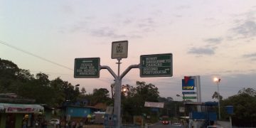 Se muere esperando autobús a Santa Ana