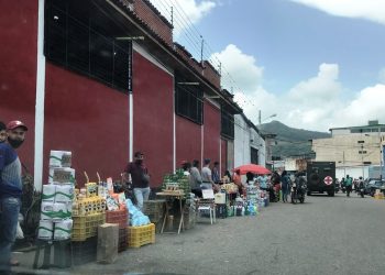 Economista advierte desabastecimiento  de productos en Táchira por conflictos en Colombia