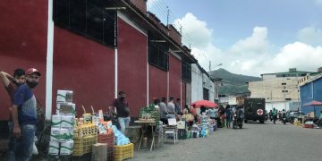 Economista advierte desabastecimiento  de productos en Táchira por conflictos en Colombia