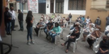 Noches Boconesas, comunidad y la 107.3 homenajearon al radiodifusor Fermín Mejía (+) 