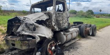 Asesinado y quemado gandolero