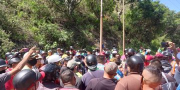 Transportistas y motorizados protestaron en Trujillo por combustible