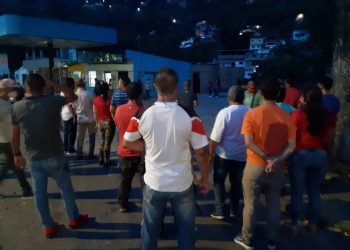 Protesta nocturna en Trujillo por gasolina