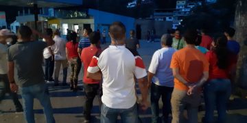Protesta nocturna en Trujillo por gasolina