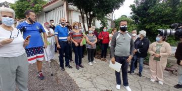 Comunidad de La Guacara en San Cristóbal exige soluciones a CANTV