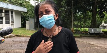 Familiares de pacientes padecen buscando pruebas COVID-19 para ser atendidos