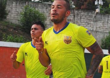 Jhon Chacón: “Nos vamos a poner firme para que Aguirre se vaya”
