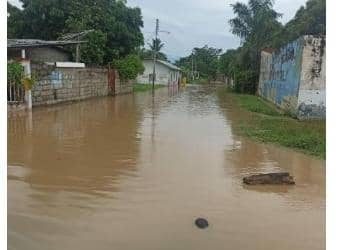 Lluvias causan crecidas de ríos en Palmarito y El Vigía