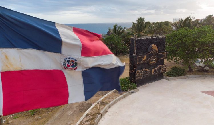 Fotografía que muestra el monumento a los "Héroes del 30 de mayo" el 27 de mayo de 2021 en Santo Domingo (República Dominicana). EFE/Orlando Barría
