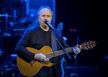Serrat celebra 50 años de «Mediterráneo» con una reedición en vinilo