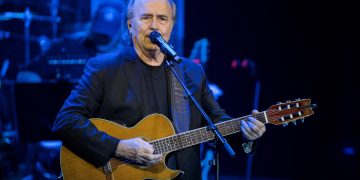 Serrat celebra 50 años de «Mediterráneo» con una reedición en vinilo