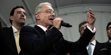 Exgobernantes condenan a Venezuela por instigar la violencia en Colombia