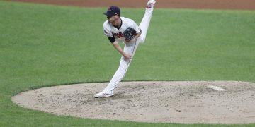 3-2. César Hernández y José Ramírez apoyan el triunfo de Bieber con los Indios ante los Cachorros