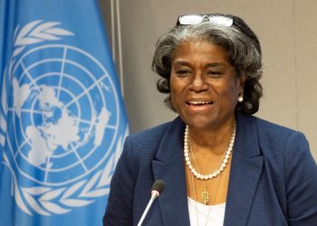 EE.UU. traslada a la oposición venezolana su apoyo a una solución negociada