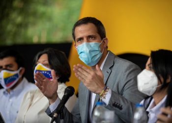Guaidó celebra el apoyo del opositor Henrique Capriles a la propuesta de acuerdo