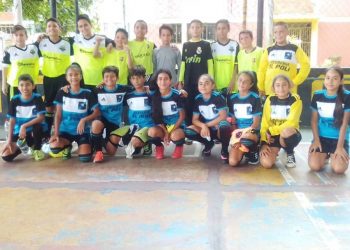 Campeonato de fútbol menor  en Barrio Sucre