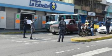 Arrecian operativos policiales en la «radical»