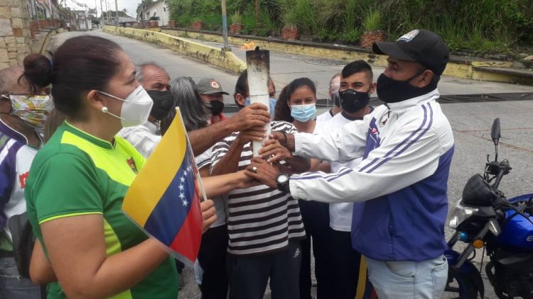 Rafael Rangel entregó la antorcha Bolivariana a Escuque