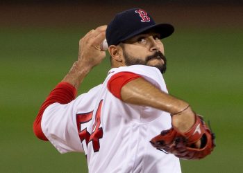 5-1. El venezolano Martín Pérez silencia a los Astros y Boston evita la barrida