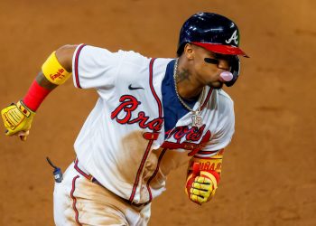 Guerrero y Acuña lideran las Mayores; Pérez y Herrera conectan dos jonrones