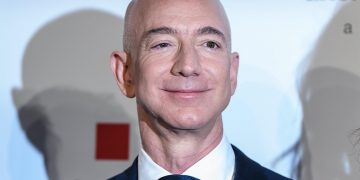 Jeff Bezos viajará al espacio el 20 de julio