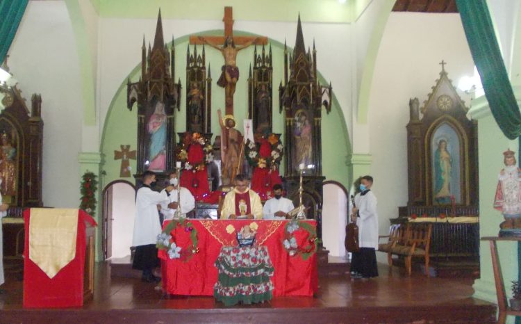 San Juan Bautista en el  altar mayor del templo que lleva su nombre en Betijoque