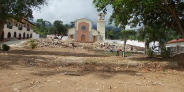 Avanzan trabajos de la plaza Bolívar y José Gregorio Hernández en Isnotú