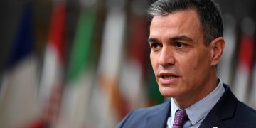 España pone fin al uso obligatorio de la mascarilla en dos días