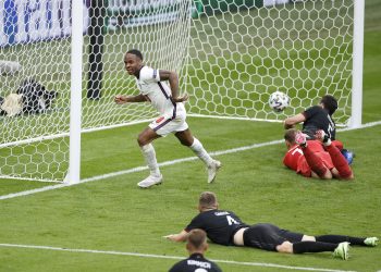 2-0. La pasión de Inglaterra acaba con una Alemania gris