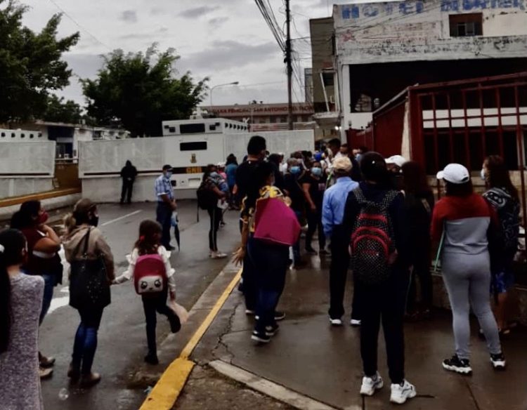 Durante la última semana ha sido restringido el paso de venezolanos sobre el Puente Internacional Simón Bolívar por razones humanitarias. Cortesía Ruth Useche 