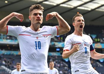 Patrik Schick, líder en solitario