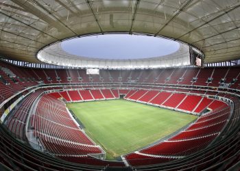 El duelo Brasil-Venezuela abrirá la edición de la controvertida Copa América