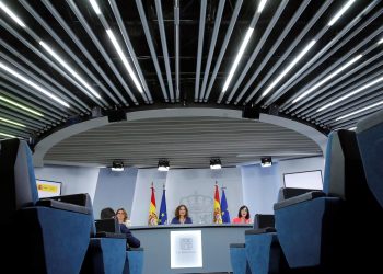 Regresa el público a los estadios pero con mascarilla