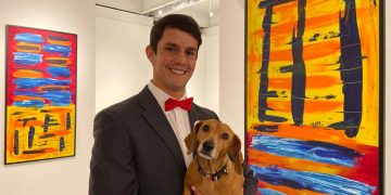 Carlos Porras cambió la crisis por la oportunidad y ahora su arte se aplaude en New York, Tokio, Milán y lo espera París