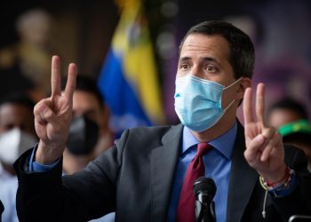 Guaidó dice que se reunirá con la misión técnica electoral de la UE
