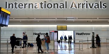 Reino Unido no añadirá nuevos países a su «lista verde», según la BBC