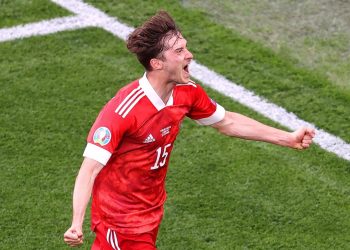 0-1. Rusia sofoca la rebelión finlandesa