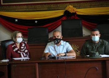 Freddy Bernal anuncia medidas de restricción por aumento de casos de COVID-19