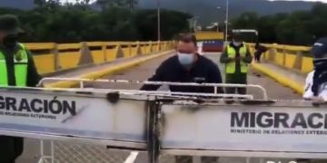 Colombia abre frontera con pico y cédula, en Venezuela siguen cerrados los puentes y activas las trochas