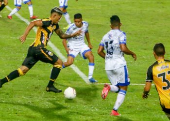 Aurinegros empatan en casa de Hermanos Colmenárez