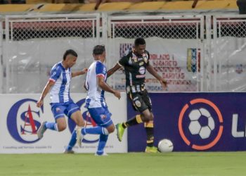 Portuguesa FC  desplazó al Aurinegro  del liderato del Grupo Occidental