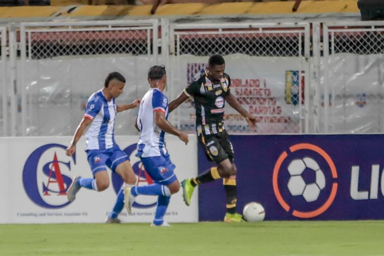 Deportivo Táchira perdió la cima del Grupo Occidental