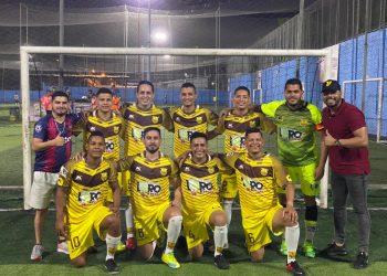 Trujillanos juegan torneo de fútbol 6 en Ecuador