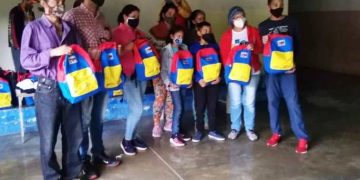 Red intercircuital Boconó y Campo Elías entregó morrales, uniformes y útiles escolares