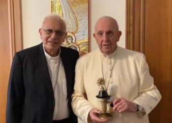 El Papa recibió Reliquia de José Gregorio de manos del Cardenal Porras